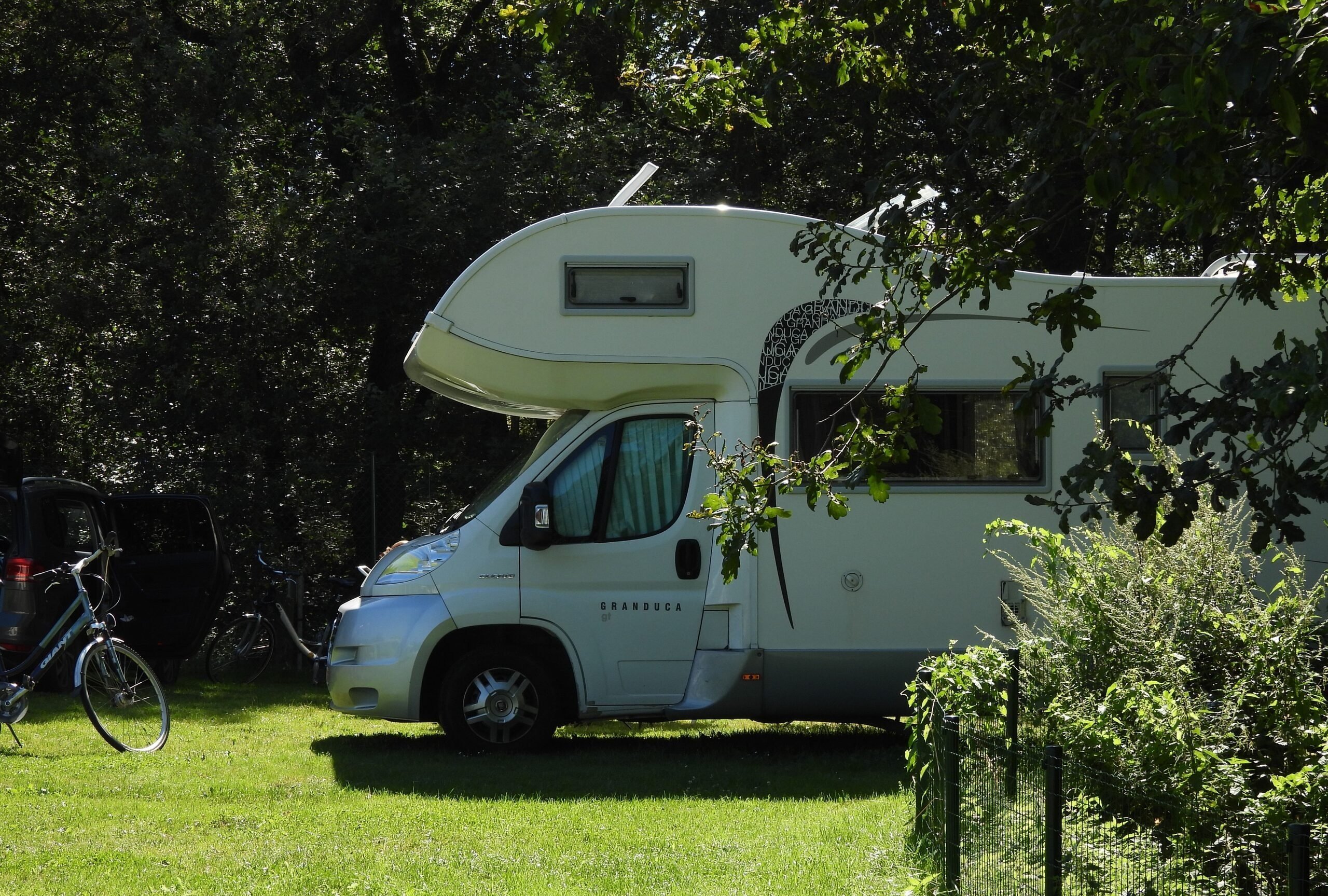 Emplacement camping-car